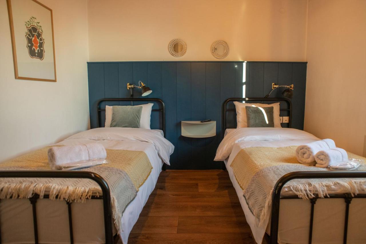 Charis Guesthouse Макрініца Екстер'єр фото