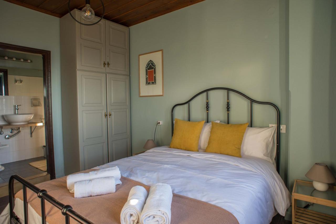Charis Guesthouse Макрініца Екстер'єр фото