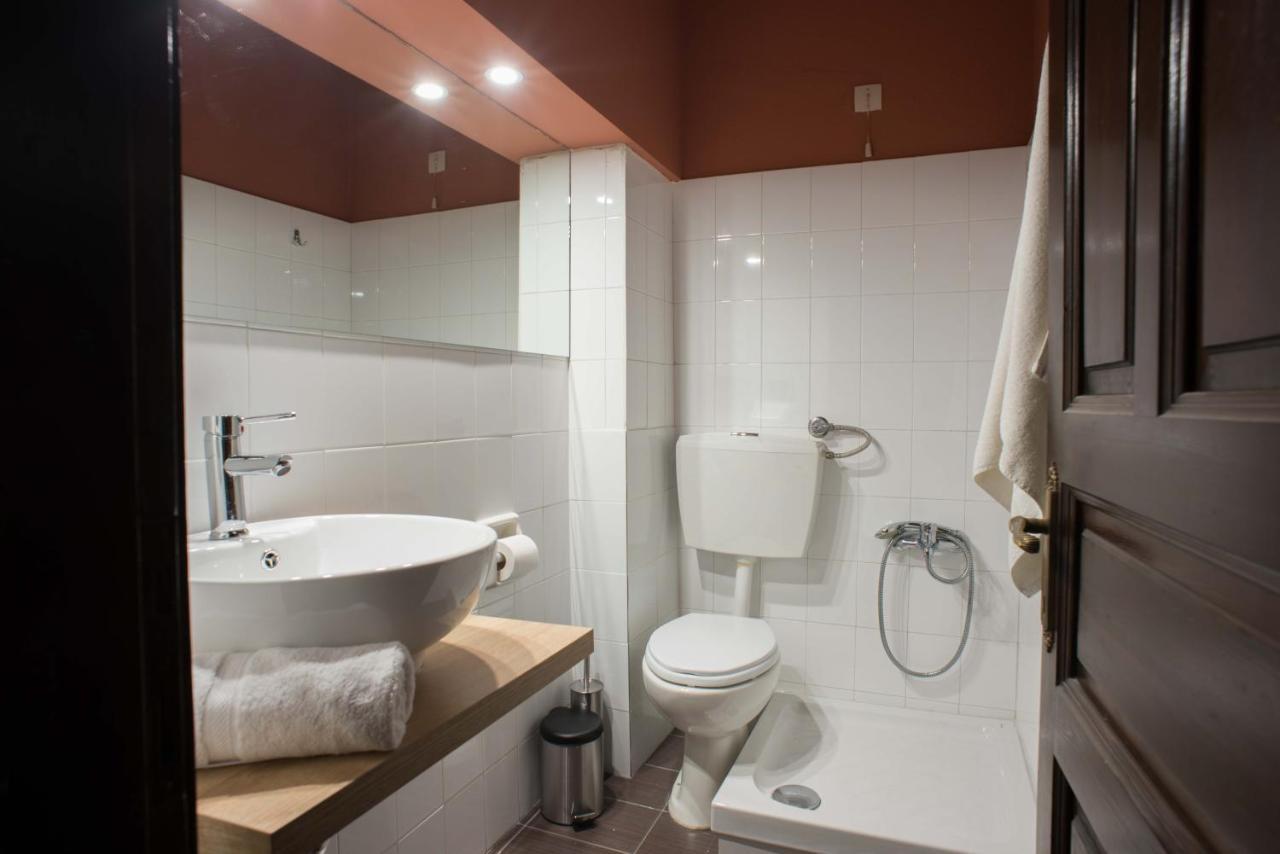 Charis Guesthouse Макрініца Екстер'єр фото